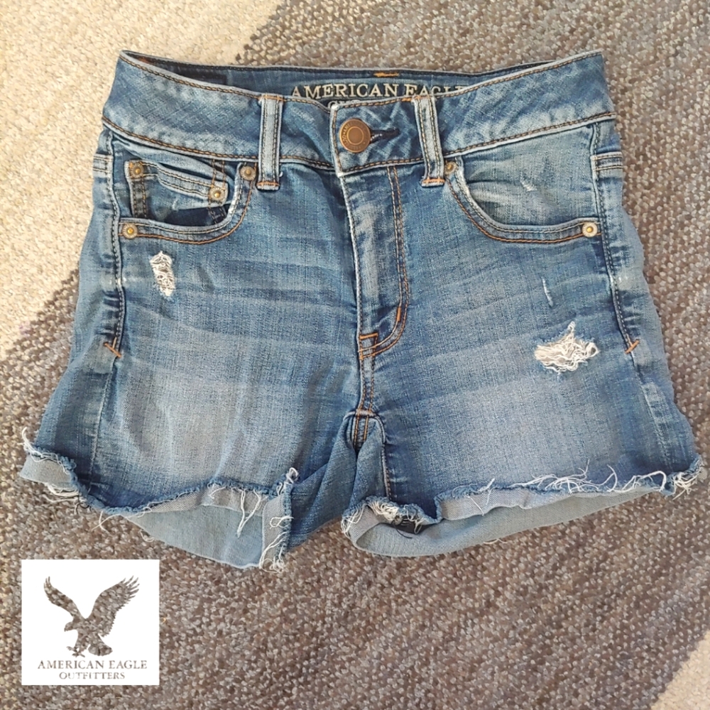 American Eagle Outfitters Super Stretch Jean Hi-Rise Shortie, Women's Size 0🦅